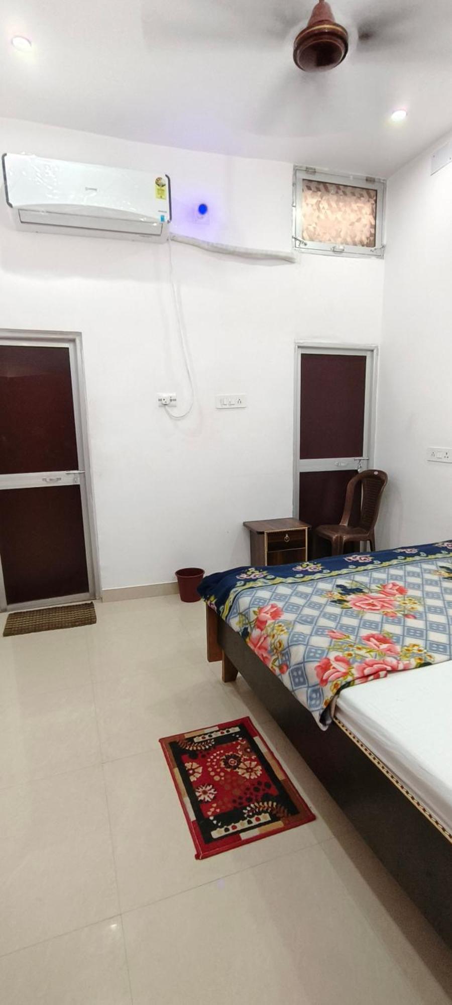 Maa Kaushalya Guest House In Ayodhya Luaran gambar